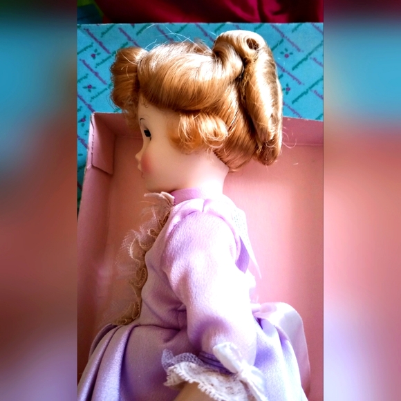 FIRST LADIES OF USA COLLECTION  BY MADAM ALEXANDER, LUCRETIA GARFIELD, 13" - Picture 3 of 3